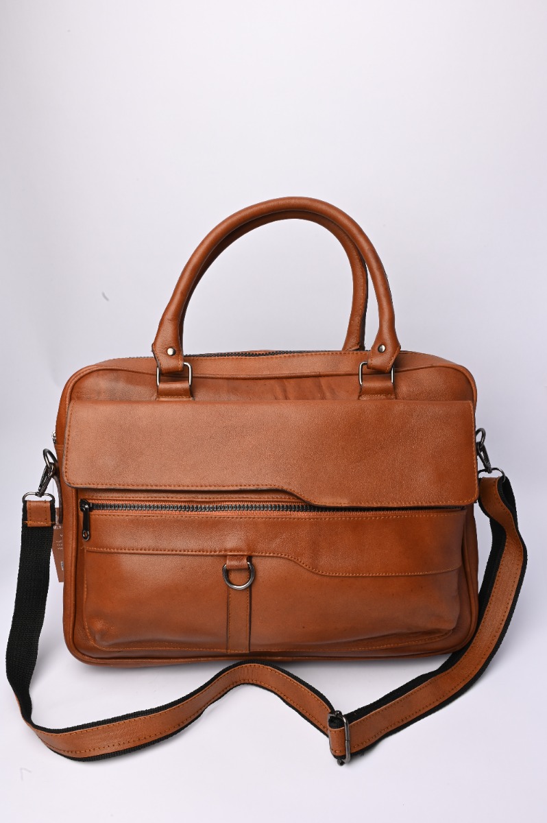 MLR Laptop Bag, size 6x40x29 cm, genuine genuine leather of lamb or sheep skin, laptops up to 15.6 inches, brown - MLR-B002
